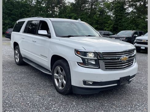 Used 2017 Chevrolet Suburban Premier AWD/4WD image 1