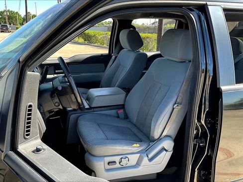 Used 2012 Ford F150 XLT w/ XLT Chrome Pkg image 8