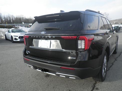 Certified 2025 Ford Explorer Active w/ Active Comfort Package image 5