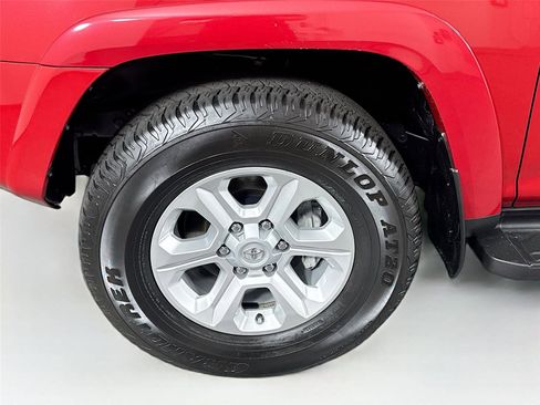 Certified 2024 Toyota 4Runner SR5 Premium AWD/4WD image 44