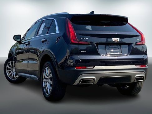 Used 2022 Cadillac XT4 Premium Luxury w/ Enhanced Visibility Package image 10