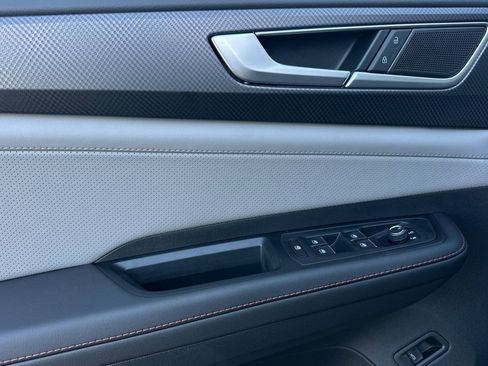 New 2026 Volkswagen Atlas Peak Edition image 11