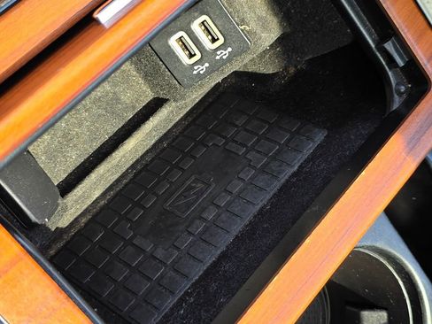 Used 2019 Lincoln Navigator Reserve w/ Cargo Package image 44