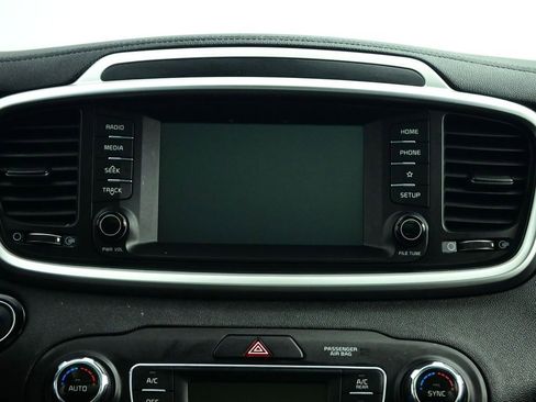 Certified 2020 Kia Sorento EX image 39