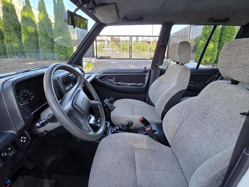 Used 1992 Suzuki Sidekick JLX image 9