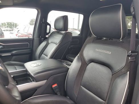 Used 2025 RAM 1500 Laramie AWD/4WD image 15