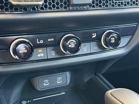 New 2026 Honda HR-V LX image 18