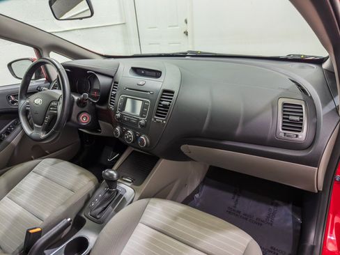 Used 2014 Kia Forte EX FWD image 20
