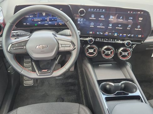 New 2025 Chevrolet Blazer EV RS image 28