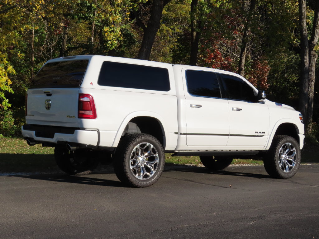 Used 2020 RAM 1500 Limited AWD/4WD image 3