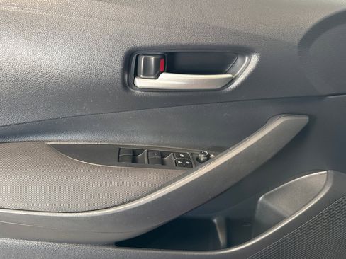 Certified 2021 Toyota Corolla LE image 14