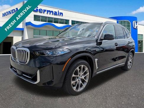 Used 2024 BMW X5 xDrive40i w/ Premium Package AWD/4WD image 1