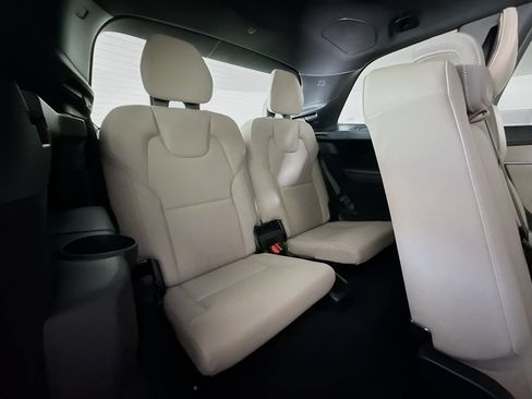 Certified 2026 Volvo XC90 B6 Plus w/ Protection Package Premier AWD/4WD image 28