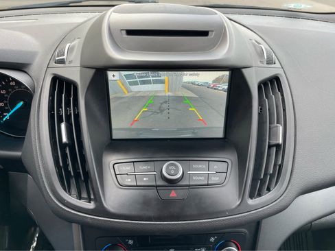 Used 2018 Ford Escape SE w/ Ford Safe & Smart Package image 20