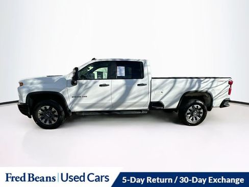 Used 2024 Chevrolet Silverado 2500 Custom w/ Custom Convenience Package image 4