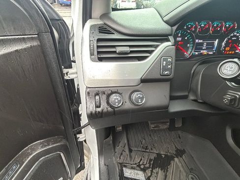 Used 2017 GMC Yukon SLT w/ Open Road Package image 30