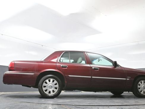 Used 2004 Mercury Grand Marquis LS RWD image 21