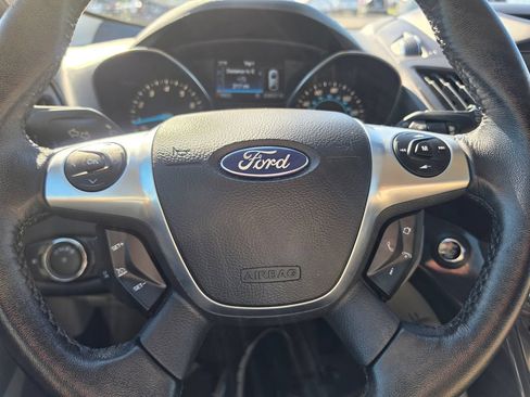Used 2014 Ford Escape Titanium w/ Equipment Group 401A AWD/4WD image 18