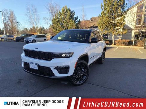 New 2025 Jeep Grand Cherokee Limited image 1