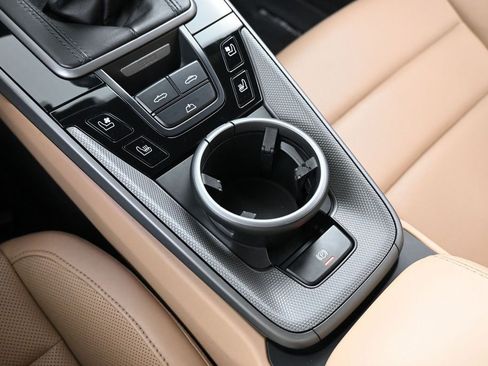 Certified 2022 Porsche 911 Carrera S RWD image 23