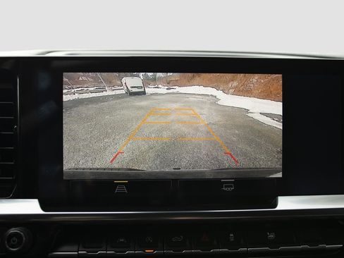 Used 2023 Chevrolet Silverado 1500 LT image 11