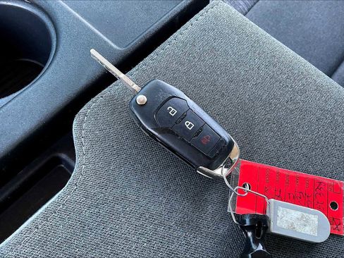 Used 2024 Ford F250 XLT w/ FX4 Off-Road Package image 13