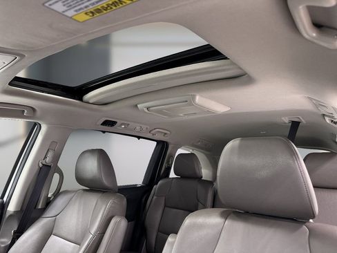 Used 2015 Honda Odyssey EX-L image 16