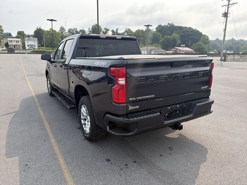 Used 2022 Chevrolet Silverado 1500 RST AWD/4WD image 4