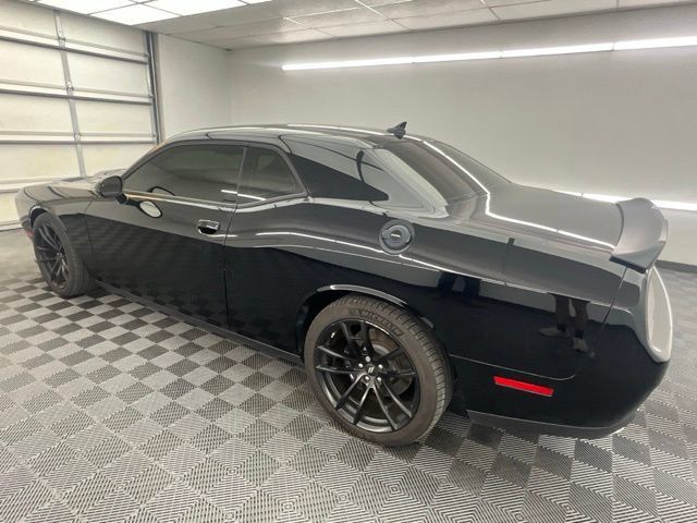 Used 2022 Dodge Challenger R/T Scat Pack w/ Dynamics Package RWD image 20