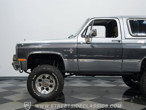 Used 1987 Chevrolet Blazer 4WD image 22