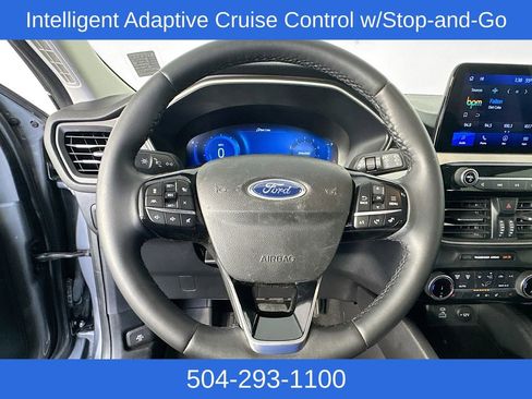 Used 2022 Ford Escape SEL w/ Technology Package image 11
