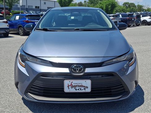 Used 2024 Toyota Corolla LE FWD image 2