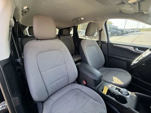 Used 2021 Ford Escape SE w/ Cold Weather Package FWD image 12