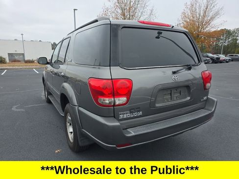 Used 2005 Toyota Sequoia SR5 image 5