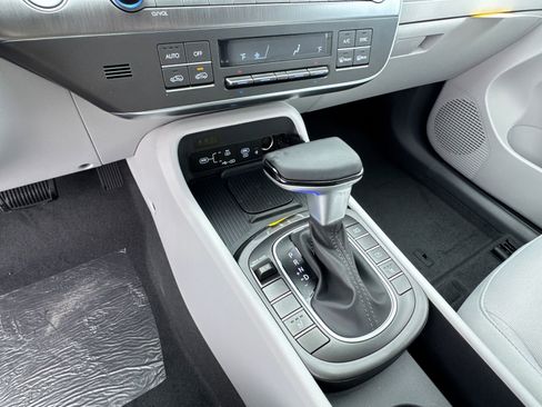 New 2026 Hyundai Kona SEL Sport FWD image 31