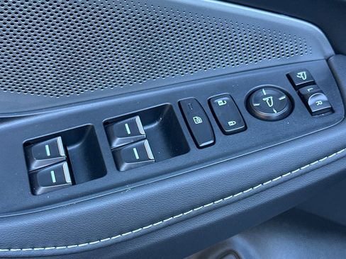 Certified 2025 Acura MDX FWD w/ Technology Package image 13