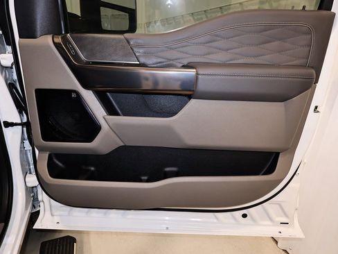 Certified 2026 Ford F350 Platinum w/ Platinum Plus Package image 20