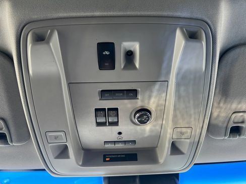 Used 2015 Cadillac Escalade Premium AWD/4WD image 52