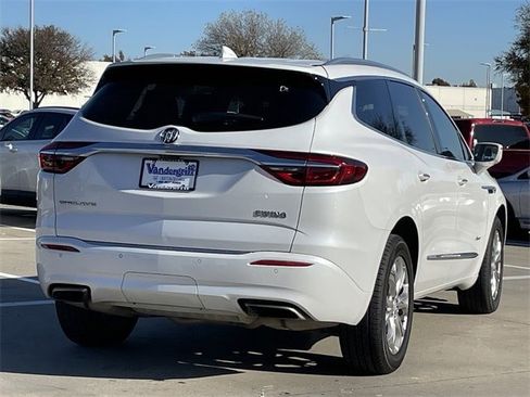 Used 2020 Buick Enclave Avenir w/ Avenir Technology Package image 4