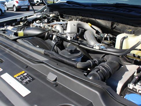 Used 2024 Ford F250 XLT w/ FX4 Off-Road Package AWD/4WD image 16