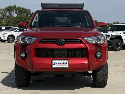Used 2024 Toyota 4Runner SR5 Premium w/ Moonroof Package AWD/4WD image 7
