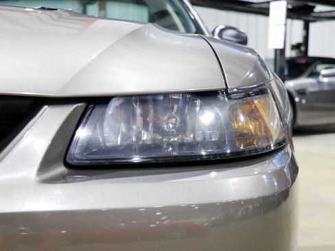 Used 2001 Ford Mustang Cobra image 33