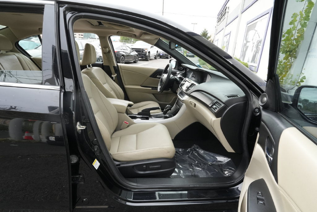 Used 2014 Honda Accord EX-L image 33