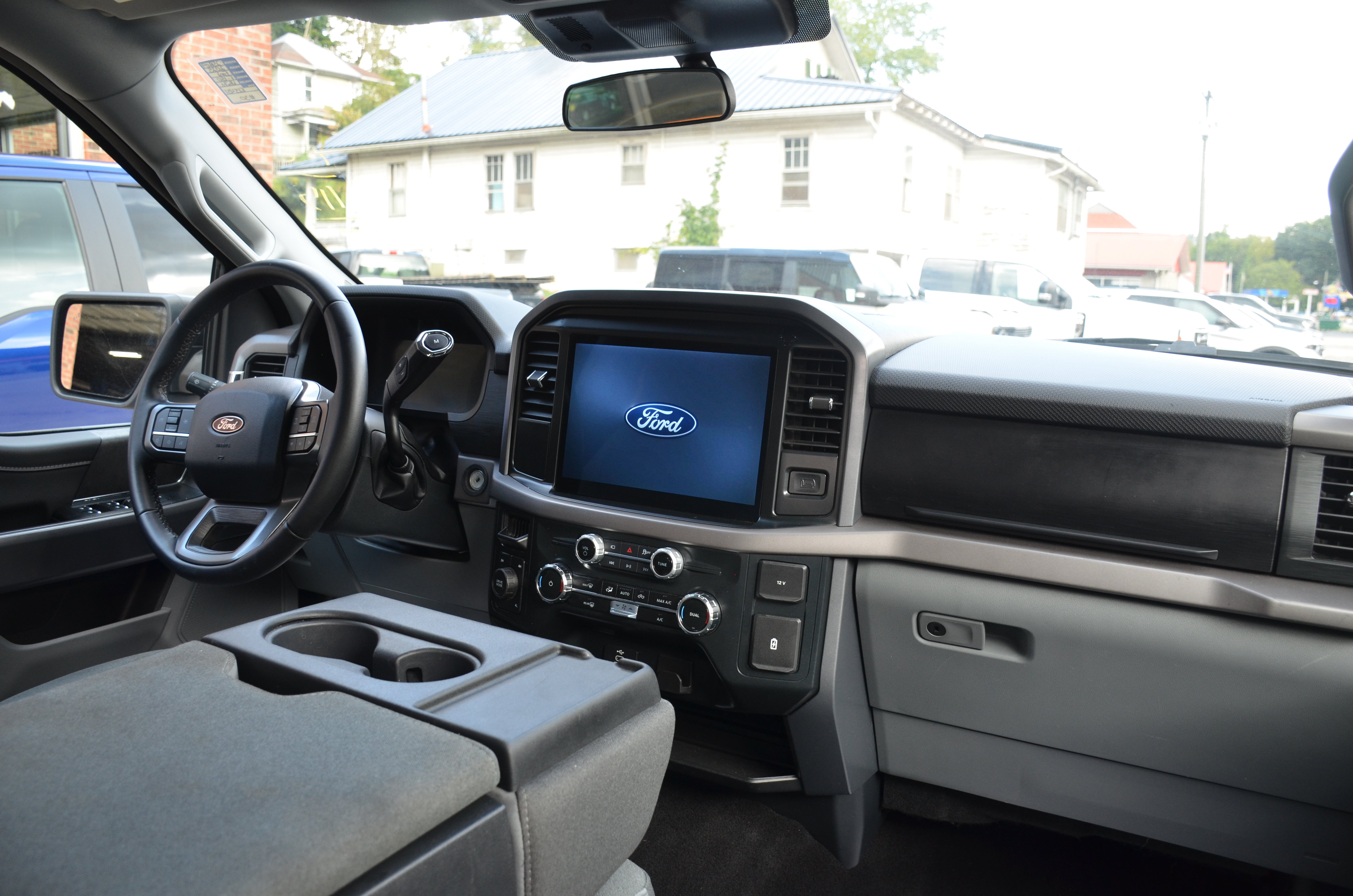 Used 2025 Ford F150 XLT w/ Equipment Group 301A Standard AWD/4WD image 38
