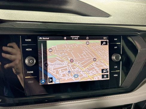 Certified 2023 Volkswagen Taos SEL AWD/4WD image 16