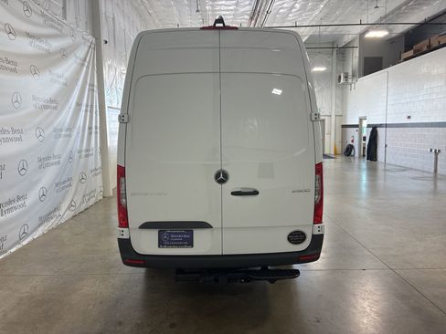 New 2025 Mercedes-Benz Sprinter 2500 image 6