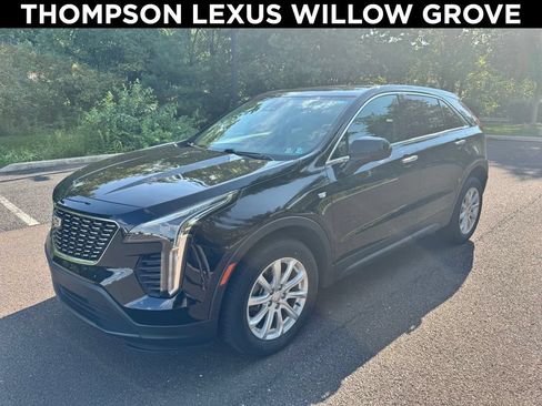 Used 2021 Cadillac XT4 Luxury w/ Cold Weather Package AWD/4WD image 1