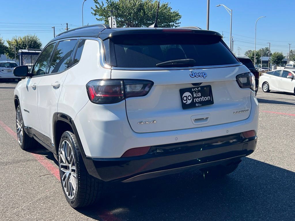 Used 2022 Jeep Compass Limited w/ Elite Group AWD/4WD image 11