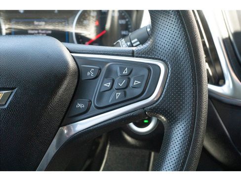 Used 2019 Chevrolet Equinox LT FWD image 6