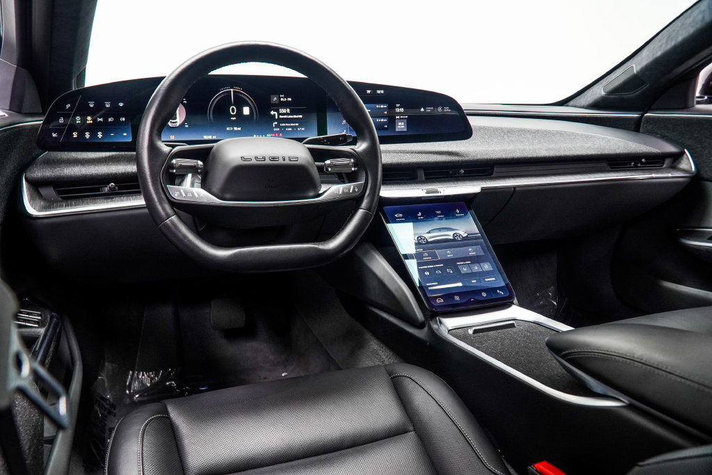 Used 2024 Lucid Air Pure RWD image 25